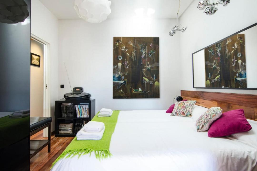3Bedrooms 2Bathrooms Furnished - Lavapies - Bright Madrid Esterno foto